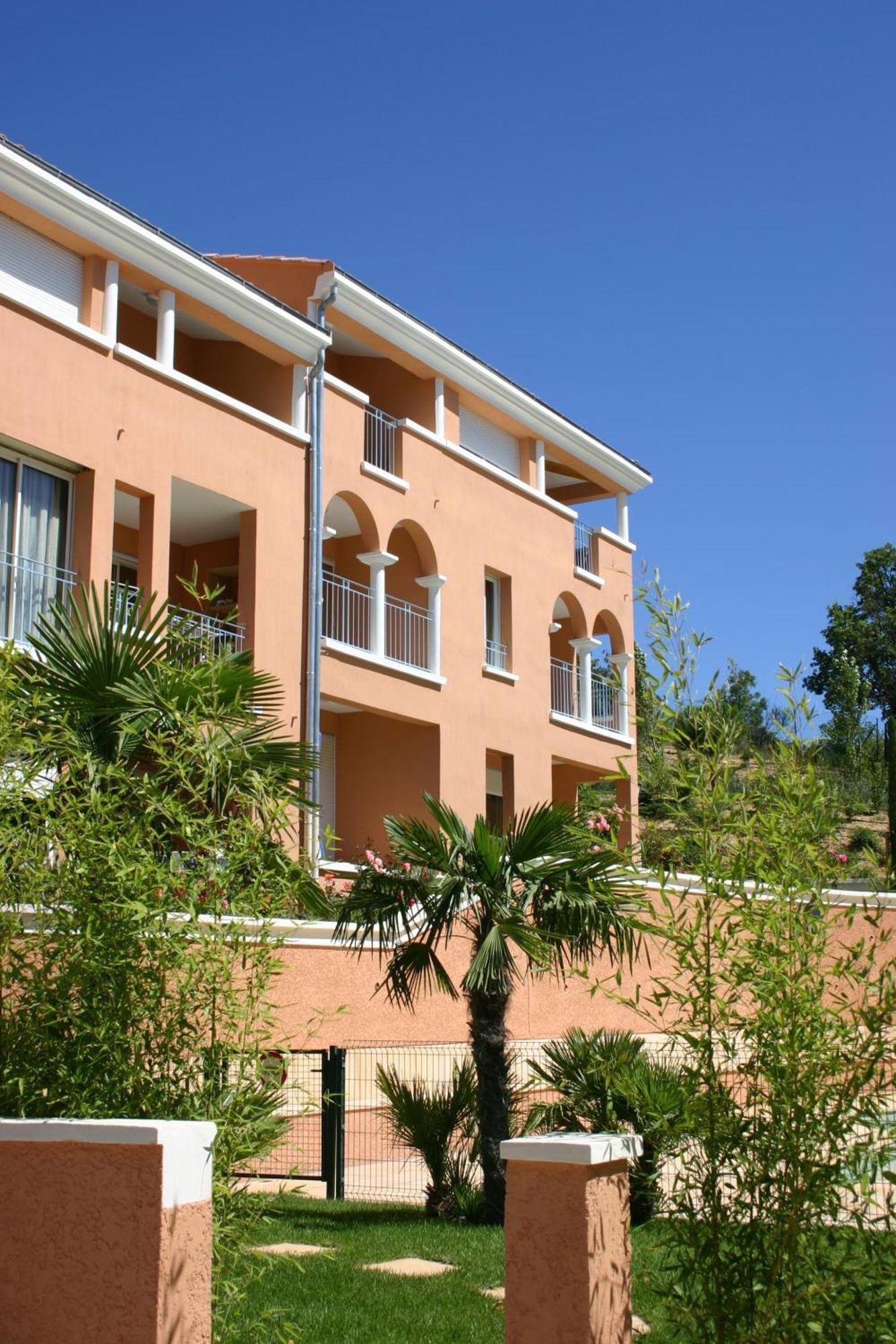 Residence Odalys La Licorne De Haute Provence Gréoux-les-Bains Exterior foto